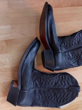 Leather Cowboy Boots Made in Canada